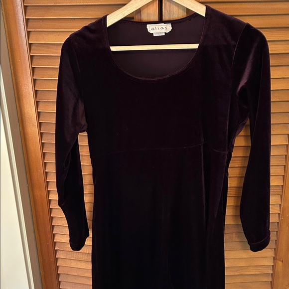 Vintage Rich Burgundy Velvet Dress with Quarter Sleeve - Picture 1 of 6